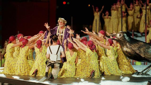 Une scène du spectacle d'ouverture de la Fête des vignerons de 1999. [Keystone - Patrick Aviolat]