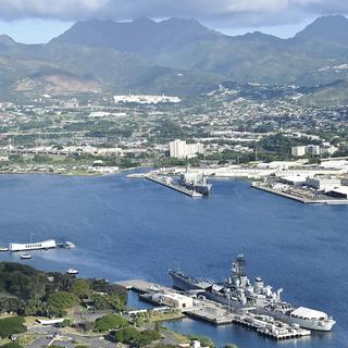 Vue aérienne de Pearl Harbor, sur l'île de Oahu à Hawaï. [Keystone - Kentaro Aoyama/Yomiuri/The Yomiuri Shimbun]
