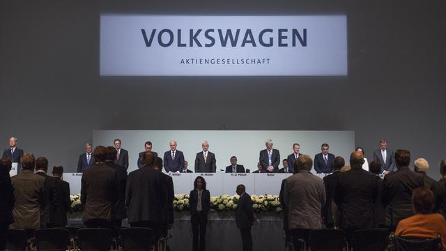 "L'impact de la crise sur VW est très fort, mais l'activité opérationnelle est intacte", a déclaré le président de VW. [AFP - John MacDougall]
