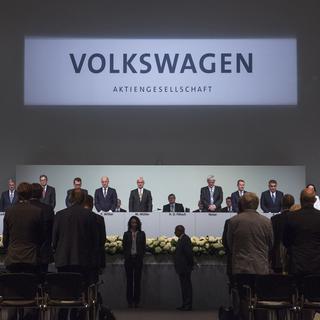 "L'impact de la crise sur VW est très fort, mais l'activité opérationnelle est intacte", a déclaré le président de VW. [AFP - John MacDougall]