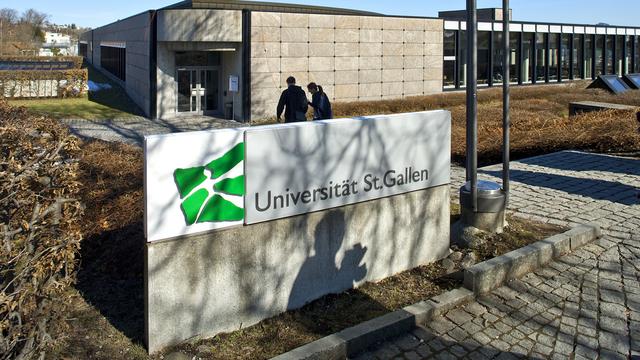 L'Université de Saint-Gall dépose une plainte contre une société de "nègres". [Keystone - Gaetan Bally]