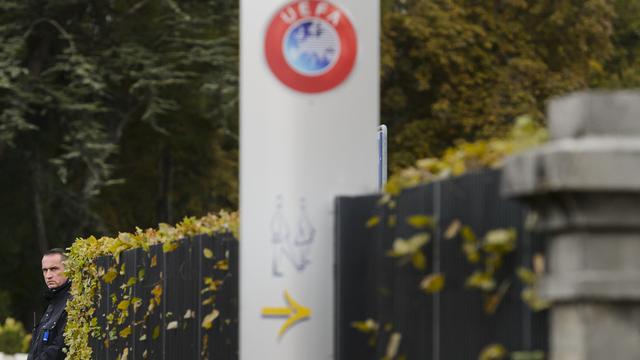 Les bureaux de l'UEFA à Nyon ont reçu la visite de la police fédérale. [Jean-Christophe Bott)]