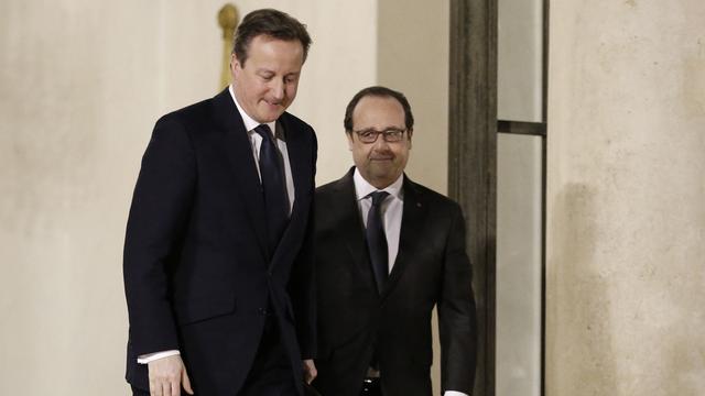 David Cameron et François Hollande se retrouvent ce jeudi pour un sommet à Amiens. [AFP - Matthieu Alexandre]