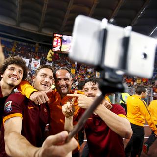 "El Capitano" Totti dispute sa 25e saison dans l'élite avec "sa" Roma. [Tony Gentile]