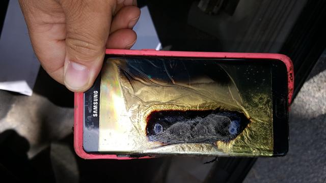 Les batteries défectueuses du Samsung Galaxy Note 7 risquent l'explosion. [AP - Andrew Zuis]