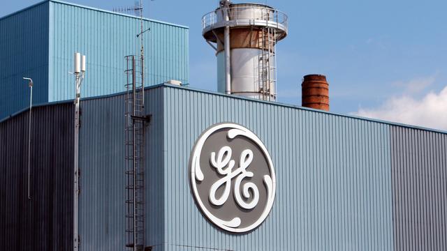 Le restructuration de General Electric devrait entraîner plus de 900 licenciements. [AP Photo - Thibault Camus]