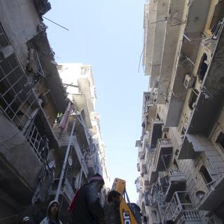 Un quartier contrôlé par les rebelles, après des frappes aériennes de l'armée syrienne. [Abdalrhman Ismail]