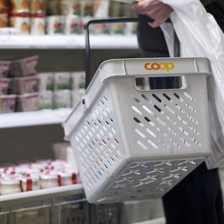 Coop, numéro deux suisse du commerce de détail, rachète la chaîne de magasins Aperto. [Christian Beutler]