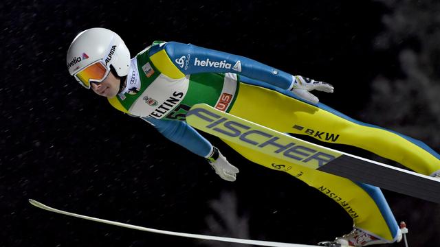 Simon Ammann s'est montré minutieux avec son télémark en Finlande. [Florian Ertl]