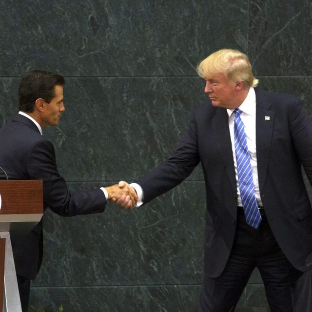 Le président mexicain est accusé d'avoir offert une tribune à Donald Trump. [EPA/Keystone - Jorge Nunez]