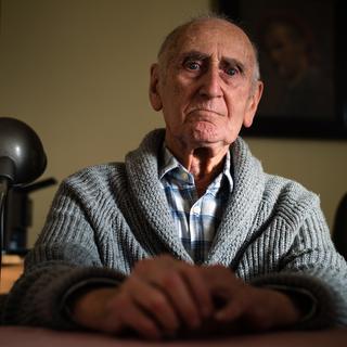 Aleksandar Lebl, 93 ans, est l'un des rares survivants serbes de l'Holocauste. [AFP - Andrej Isakovic]