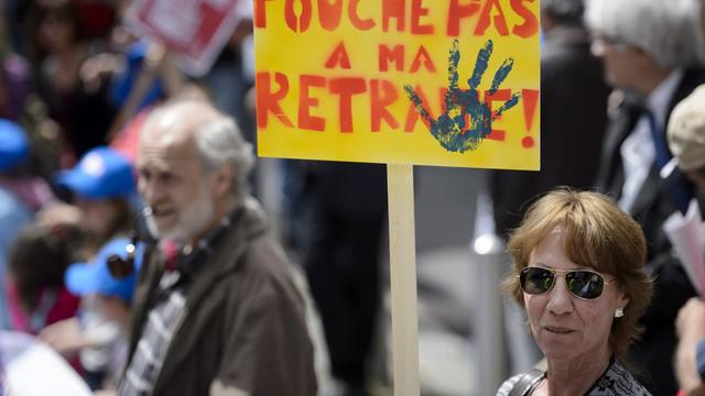 Une manifestation en faveur de l'AVS en mai 2015 à Lausanne. [Laurent Gillieron]
