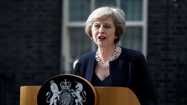 La Première ministre britannique Theresa May, devant le 10 Downing Street, en juillet 2016.