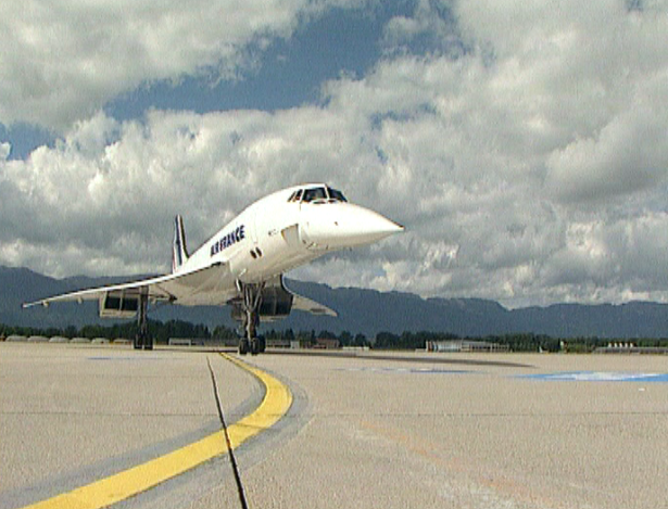 Le Concorde sur le tarmac de l'aéroport de Genève en 1995. [RTS]