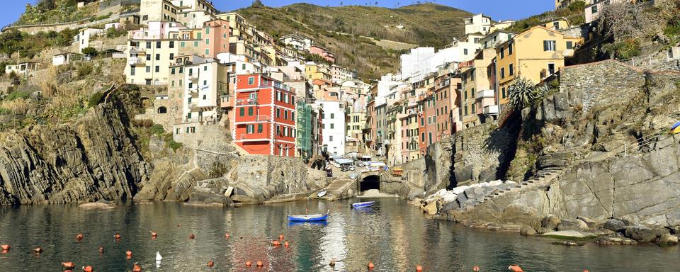 Le parc national italien des Cinque Terre, en Ligurie, est listé au patrimoine mondial de l'Unesco. [Hemis.fr - René Mattes]