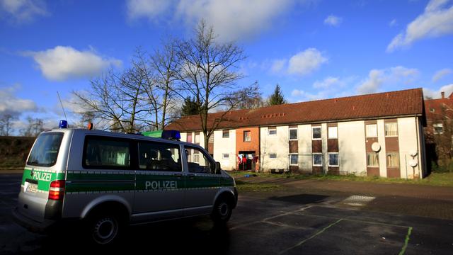 L'homme vivait "dans un foyer de demandeurs d'asile" à Recklingshausen, ville de la Ruhr (ouest).