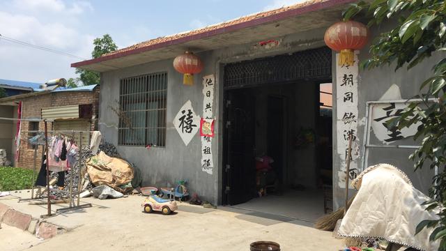 Une maison dans un village Taobao. [RTS - Raphaël Grand]