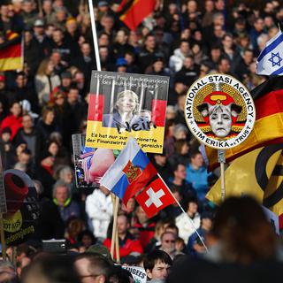 Des milliers de partisans du mouvement islamophobe allemand Pegida étaient rassemblés le 6 février à Dresde. [Hannibal Hanschke]