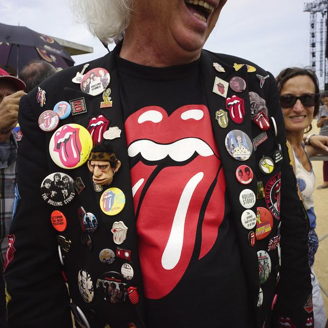 Un fan des Rolling Stones à La Havanne, lors d'un concert du groupe en mars 2016. [keystone - Ramon Espinosa]