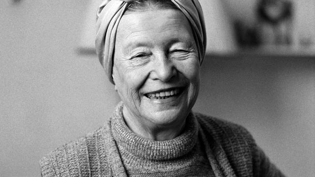 Simone de Beauvoir, Paris 1983. [Michele Bancilhon]