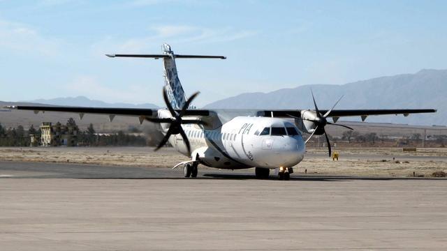 C'est un appareil du fabricant Avions de transport régional (ATR) de la compagnie Pakistan International Airlines (PIA) qui s'est écrasé mercredi entre Chitral et Islamabad. [epa/keystone - Waheed Khan]