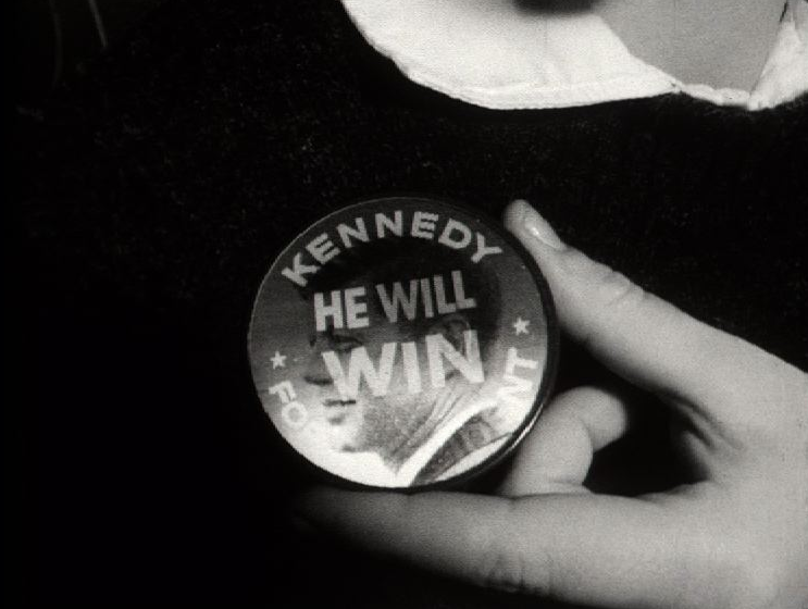 Pin's pour le candidat John Kennedy en 1960. [RTS]