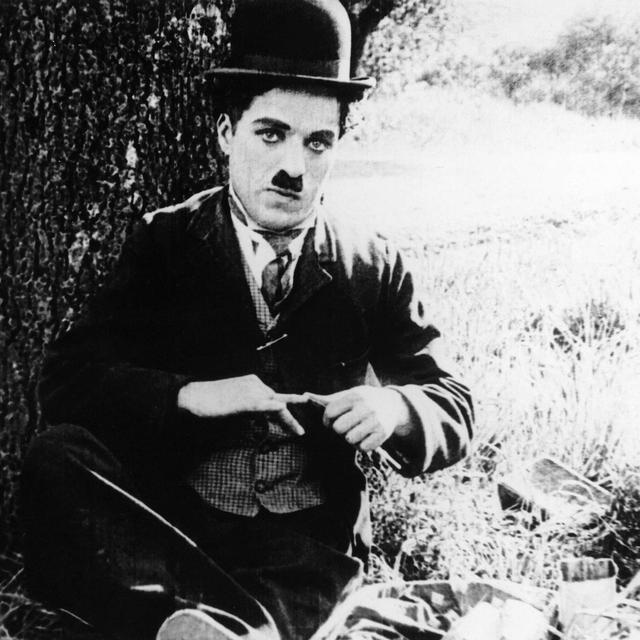Charlie Chaplin dans "The Tramp" en 1915. [AFP]