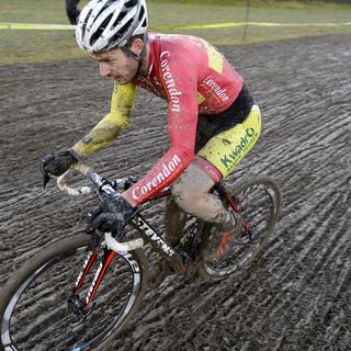 Le champion Suisse Julien Taramarcaz en action lors du championnat suisse de cyclocross 2015 à Aigle. [Keystone - Laurent Gillieron]