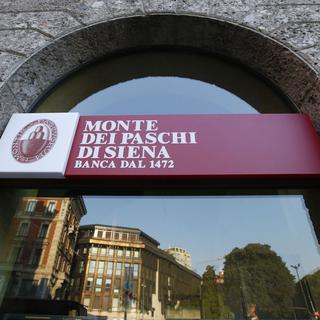 La banque Monte dei Paschi peine à trouver le soutien des investisseurs privés. [AP/Keystone - Luca Bruno]