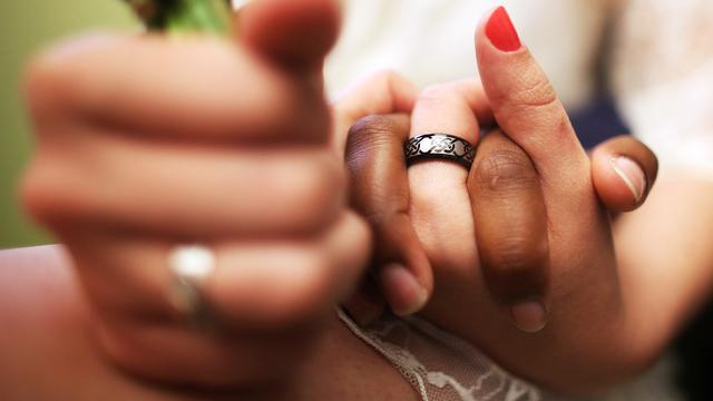 Les parents reconnus coupables de mariage forcés encourent désormais jusqu'à 5 ans de prison en Suisse. [Getty Images/AFP - Mario Tama]