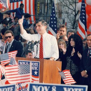 Michael Dukakis, lors de la campagne présidentielle de 1988. [AP/Keystone - Marty Lederhandler]