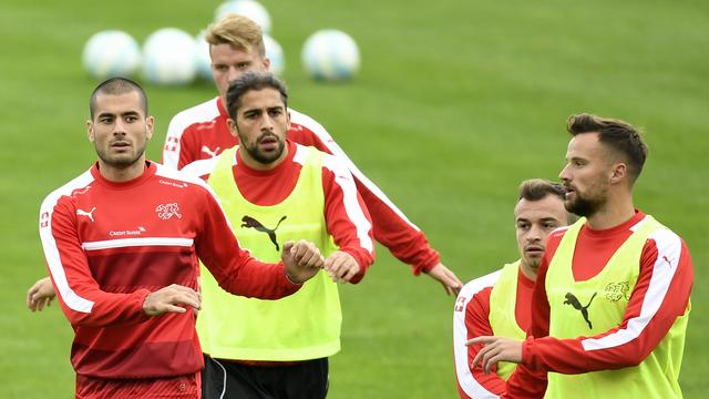 L'équipe suisse est en bonne passe pour être qualifiée pour la Coupe du Monde 2018. [Keystone - Walter Bieri]