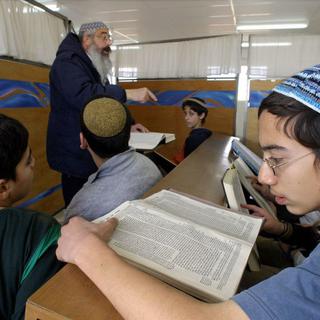 Leçon de religion dans une colonie juive de Cisjordanie. [EPA/Keystone - Jim Hollander]