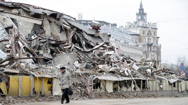 Une centaine d'échoppes considérées "illégales" ont été rasées en une nuit à Moscou. [EPA/Keystone - Maxim Shipenkov]