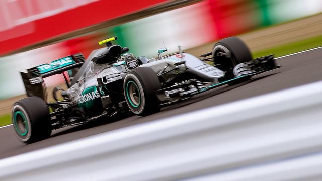 Nico Rosberg s'élancera en pole position pour la  30e fois de sa carrière. [Keystone - Diego Azubel]