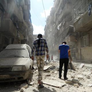 Depuis onze jours, les affrontements dans la ville d'Alep ont fait plus de 250 morts. [EPA/Keystone - Zouhir Al Shimale]
