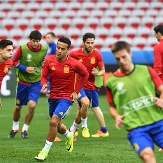 L'équipe d'Espagne à l'entraînement, Stade de Nice le 16 juin 2016. [AFP - Federico Gambarini]