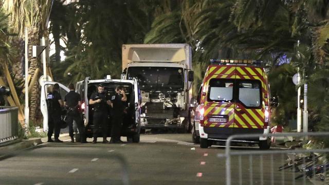 Le chauffeur du camion qui a foncé sur la foule à Nice a été abattu. [EPA/Keystone - Franck Fernandes]