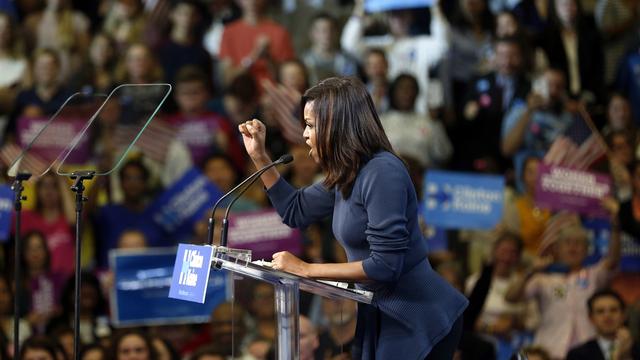 Michelle Obama a prononcé son discours depuis le New Hampshire. [AP Photo/Jim Cole]