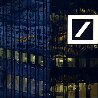 Le siège principal allemand de la Deutsche Bank à Francfort. [REUTERS - Kai Pfaffenbach]