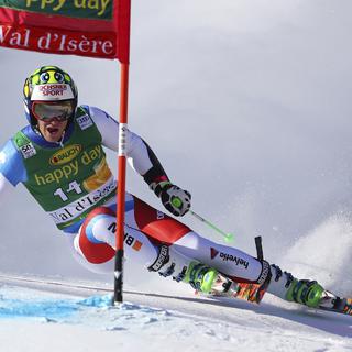 Justin Murisier lors de la 1ère manche du slalom géant de Val d'Isère dimanche 4 décembre 2016. [AP - Keystone - Alessandro Trovati]