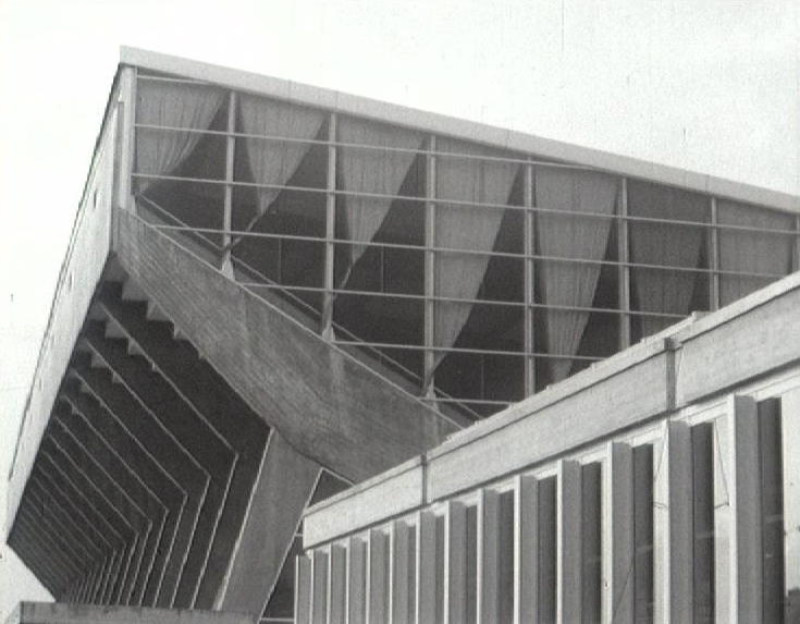 La piscine des Vernets en 1966. [RTS]