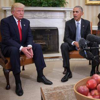 Donald Trump et Barack Obama dans le bureau ovale de la Maison Blanche à Washington, le 10 novembre 2016. [JIM WATSON]