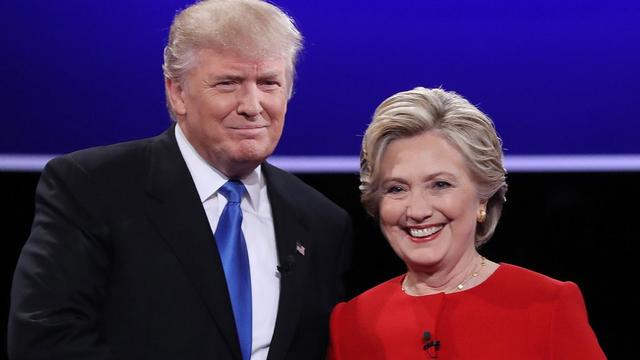 Donald Trump, candidat républicain, et Hillary Clinton, candidate démocrate ont rendez-vous devant les électeurs le 8 novembre. [EPA - Justin Lane]