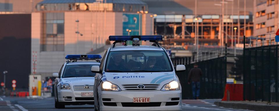 L'enquête s'oriente vers un taxi qui aurait emmené les trois suspects à l'aéroport. [Anadolu Agency/AFP - Mustafa Yalcin]