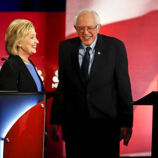 Bernie Sanders gagne du terrain sur son adversaire démocrate Hillary Clinton dans le New Hampshire. [AP Photo - Stephen B.Morton]