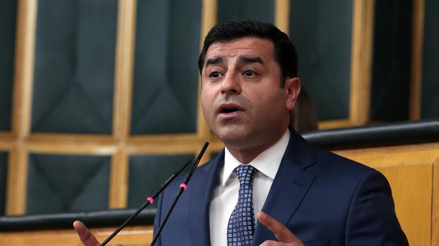 Le député turc Selahattin Demirtas est le coprésident du parti d'opposition pro-kurde HDP. [AP Photo/Keystone - Burhan Ozbilici]