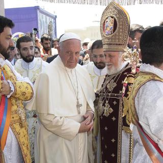 Le pape François est en visite en Arménie, où il a notamment rencontré le Cathokilos Karékine II. [EPA - Maurizio Brambatti]