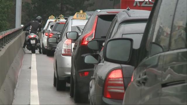 Quelques taxis ont mené une opération escargot entre l'aéroport et Palexpo [RTS]