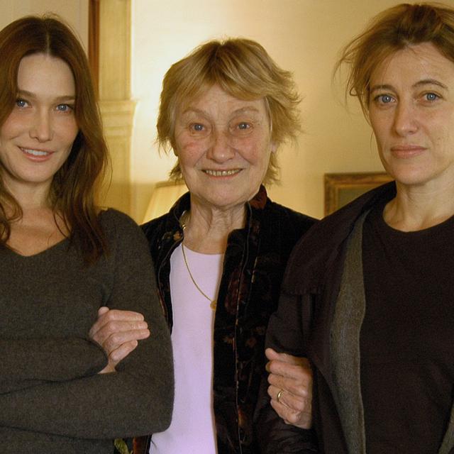 Marisa Bruni Tedeschi entourée de ses filles Carla et Valeria. [AFP - Giacomo Frullani]